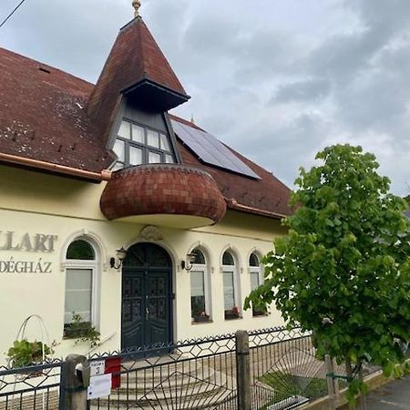 Villart Vendeghaz Кестхей Екстер'єр фото